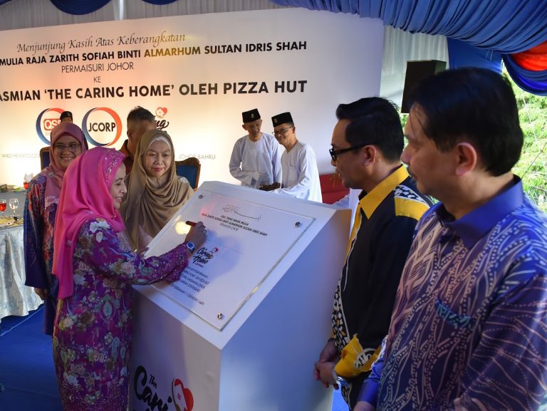 JCorp And QSR Brands Launch ‘The Caring Home’ By Pizza Hut At Hospital Sultanah Aminah