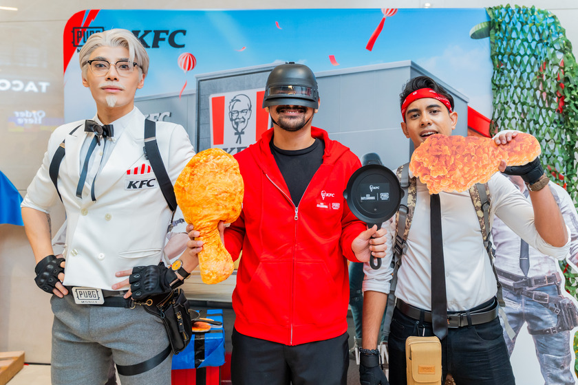 Photo with KFC Colonel Sanders cosplayer and Lost Survivor from PUBG cosplayer during KFC x PUBG collaborative launch. 
