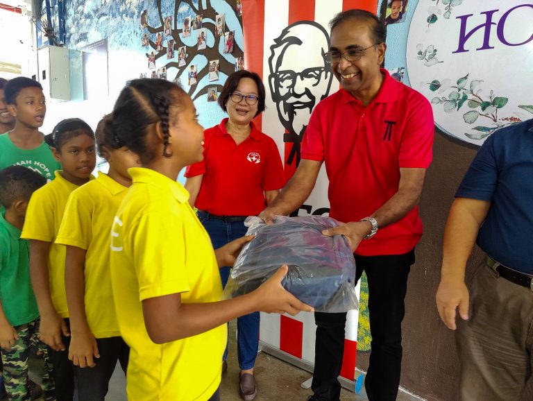 KFC ADD HOPE MALAYSIA CHANNELS RM100,000 TOWARDS BACK-TO-SCHOOL INITIATIVES